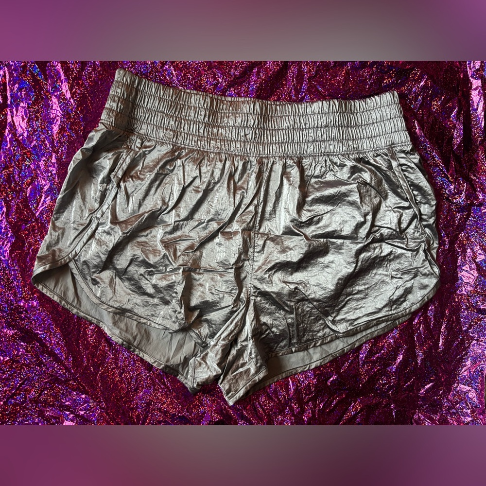 Sassy Silver GAP Elastic Waistband Shorts